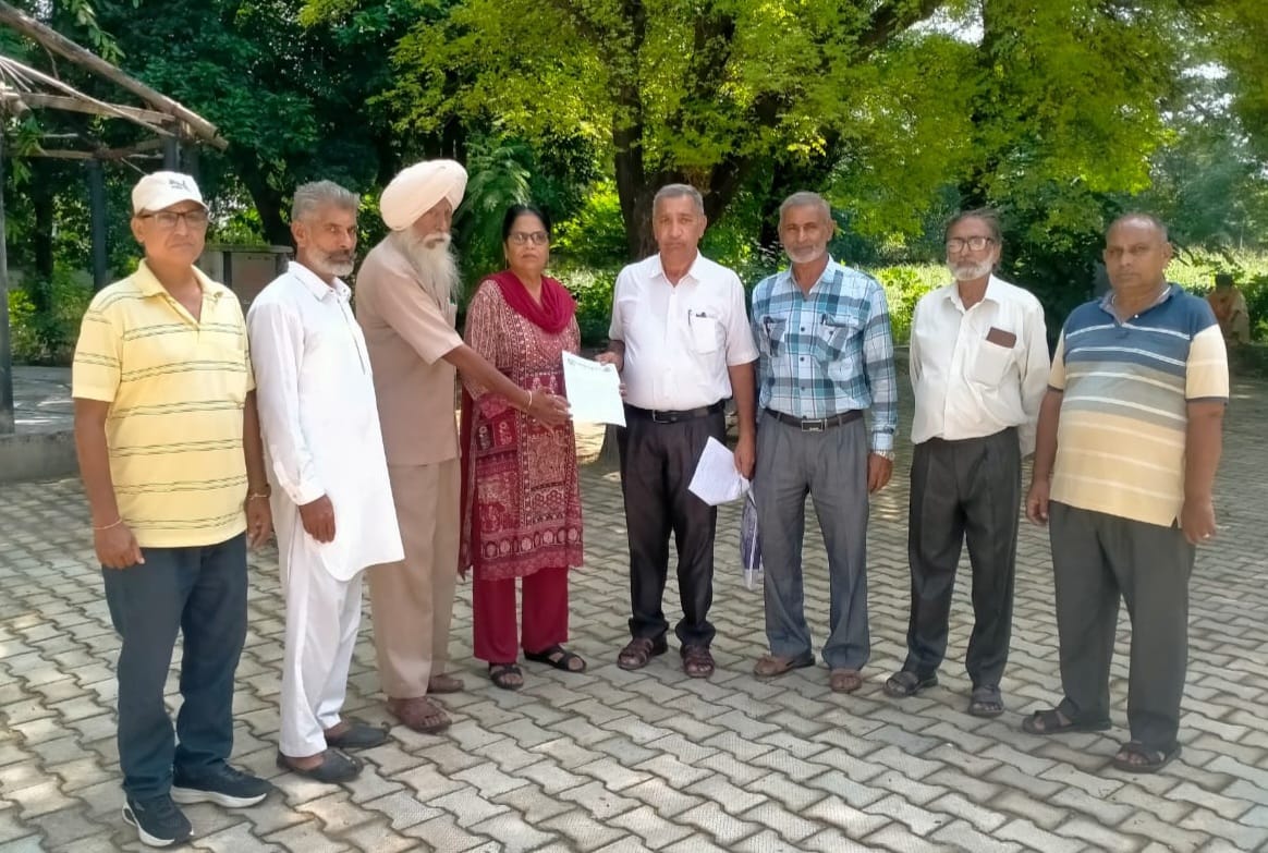 Jamhuri Kisan Sabha sends memorandum to Chief Minister regarding demands of flood victims.